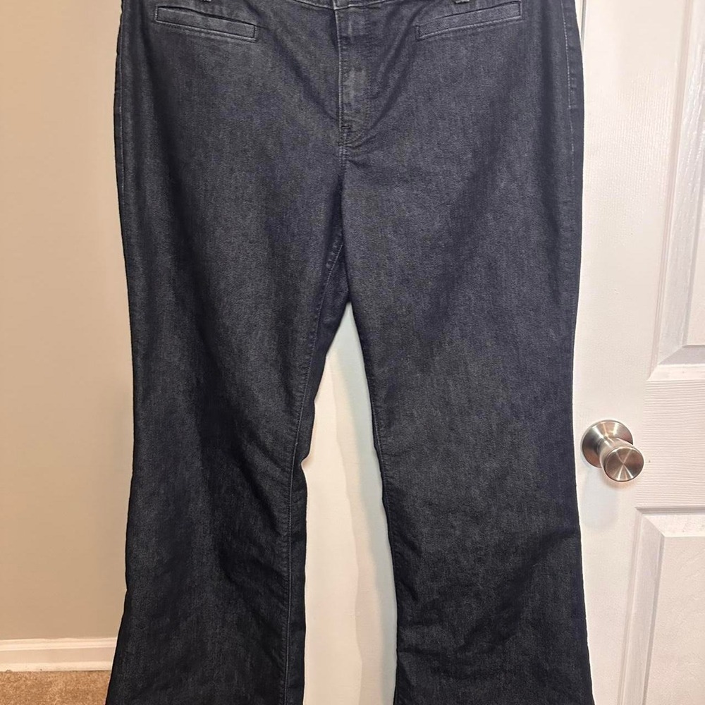 Ann Taylor Signature Dark Indigo Wide Leg Trouser Jeans Womens Size 16 Blue